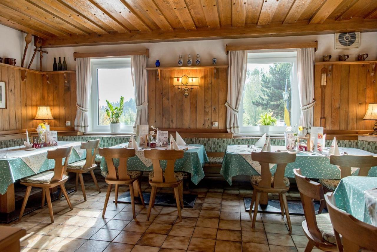 Gasthof Schindler Brunn am Wald Luaran gambar